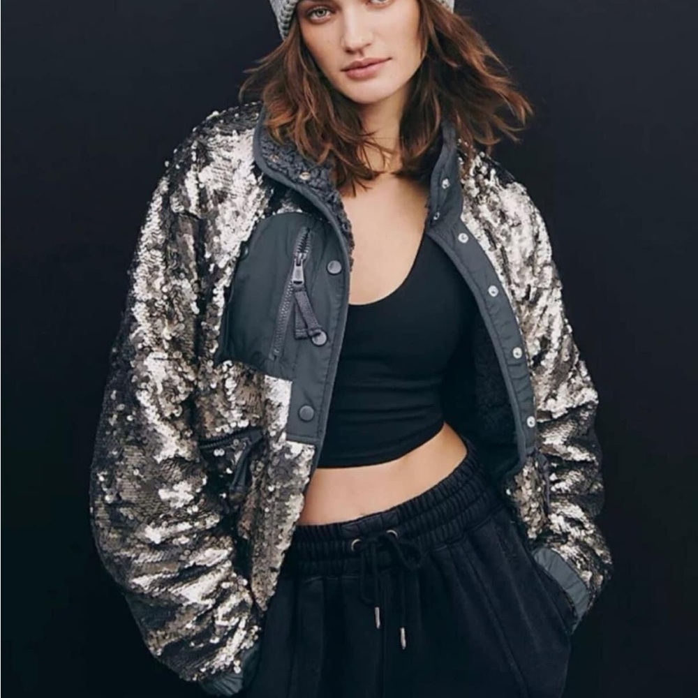 FREE PEOPLE 🪩 Hit the Slopes SEQUIN jacket! ⛷️